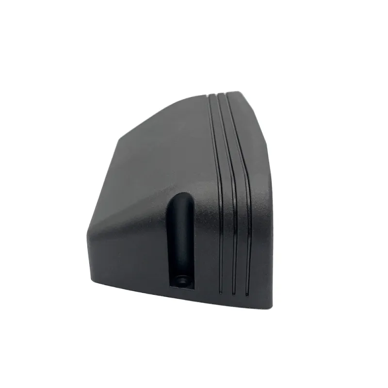 Robustes Tent Three Gehäuse mit Schutzart IP65 für den Außenbereich