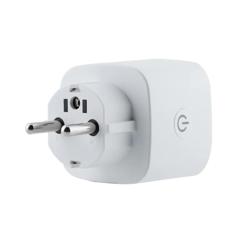 Conow Smart Plug mit App-Oberfläche auf Smartphone, Energieverbrauch wird angezeigt