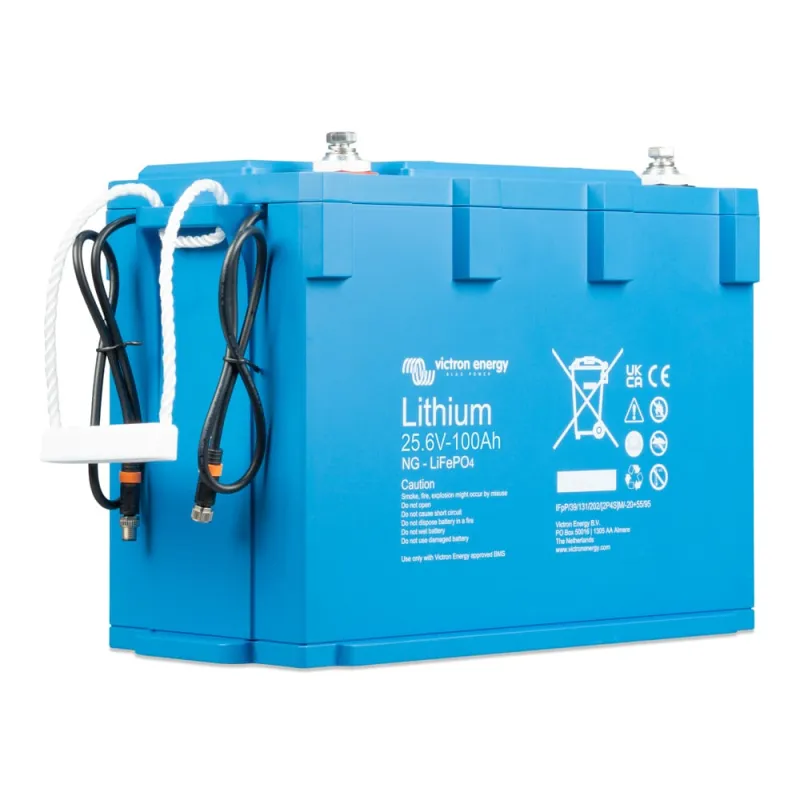 Detailansicht der Victron Energy Lithium-NG Batterie 100Ah 25,6V – Schutzart IP65