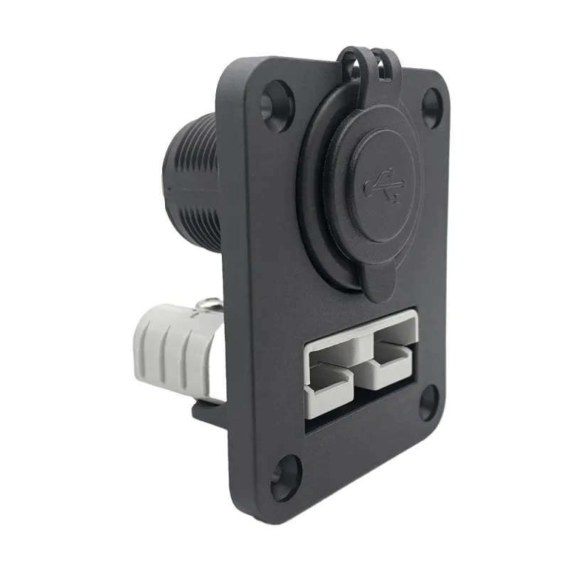 Einbaurahmen Anderson-Stecker in Gehäuse montiert, seitliche Ansicht.