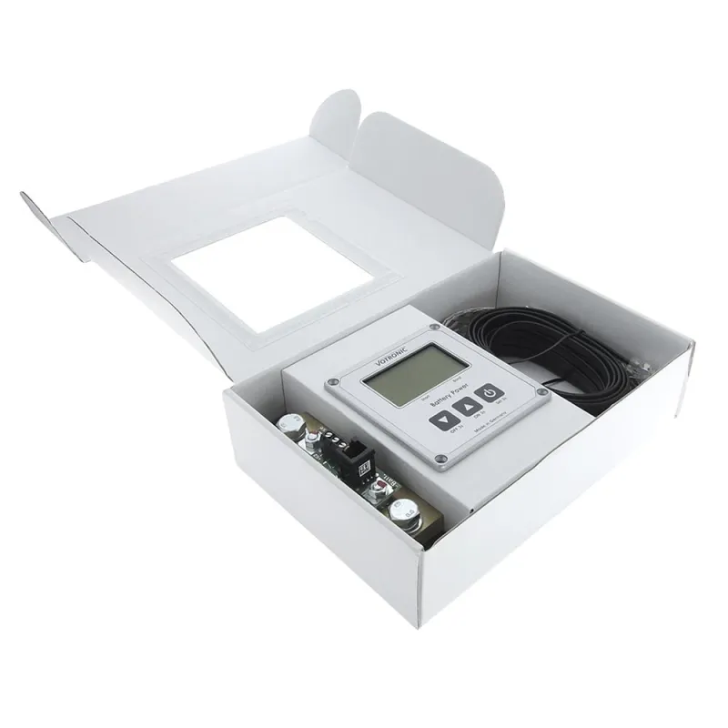 Detailansicht des LCD-Displays des Votronic Batterie-Computers 200 S