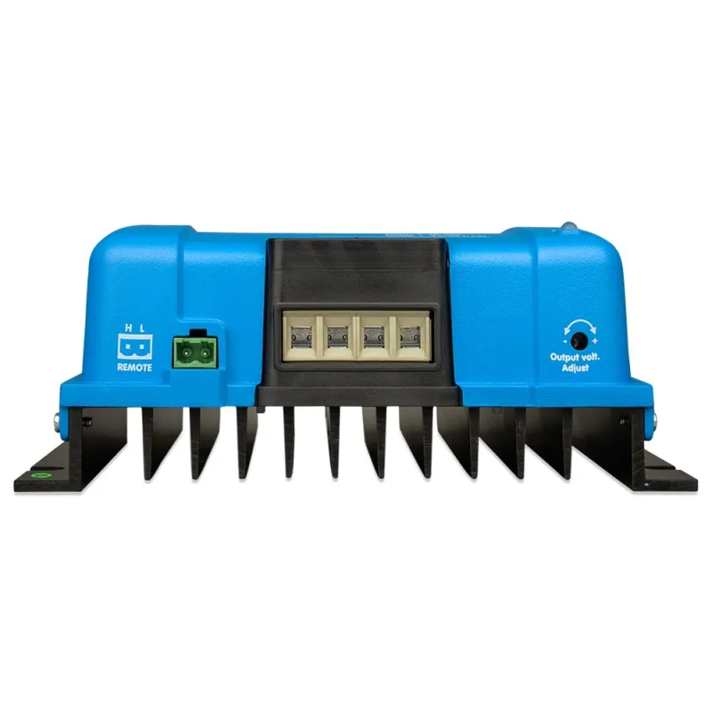 Montagebeispiel des Victron Energy DC/DC Wandlers in einer Photovoltaik-Anlage