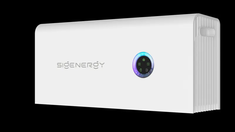 Display des Sigenergy Wechselrichters mit Statusanzeige für Stromproduktion und Netzintegration.