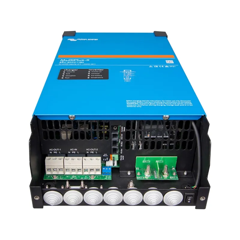 Rückansicht des Victron MultiPlus-II 48/5000/70-50 CN mit Anschlüssen für Batterie und Netz