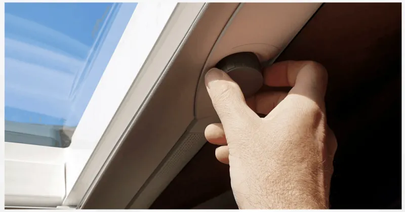Elektrisches Antriebsset für Dometic HEKI 3 Dachfenster – Bild 3