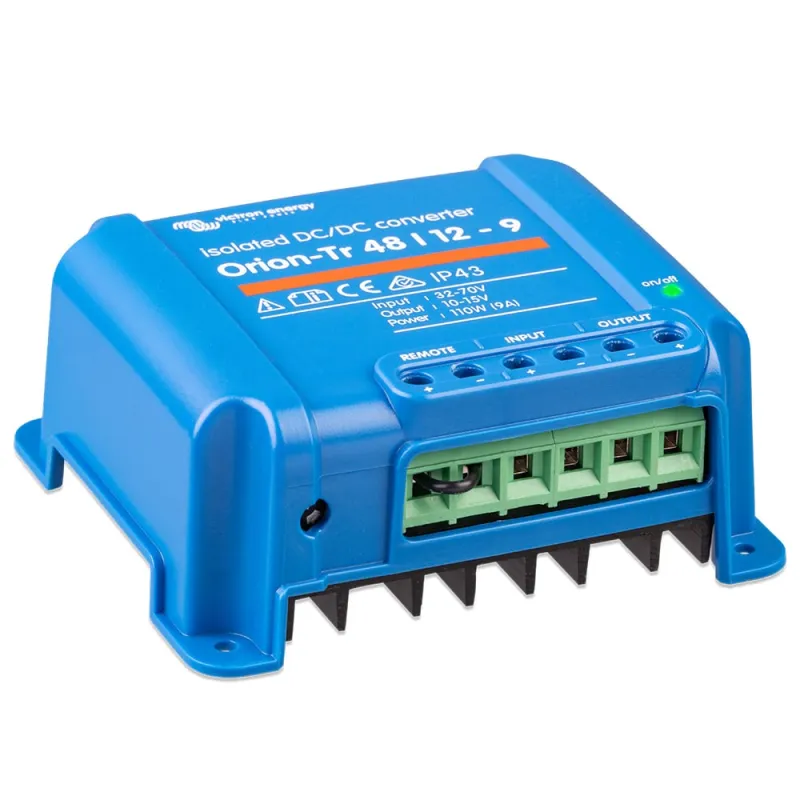 Seitenansicht des kompakten Victron Energy DC/DC Wandlers für Photovoltaik-Systeme.
