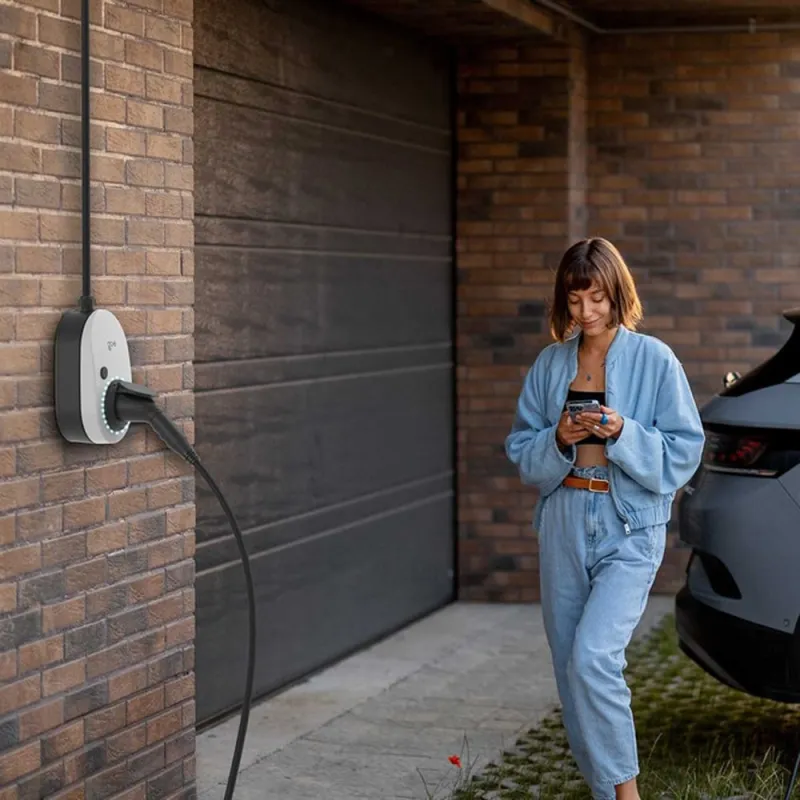 App-Steuerung der go-e Gemini 2.0 Wallbox über Smartphone für Lademanagement