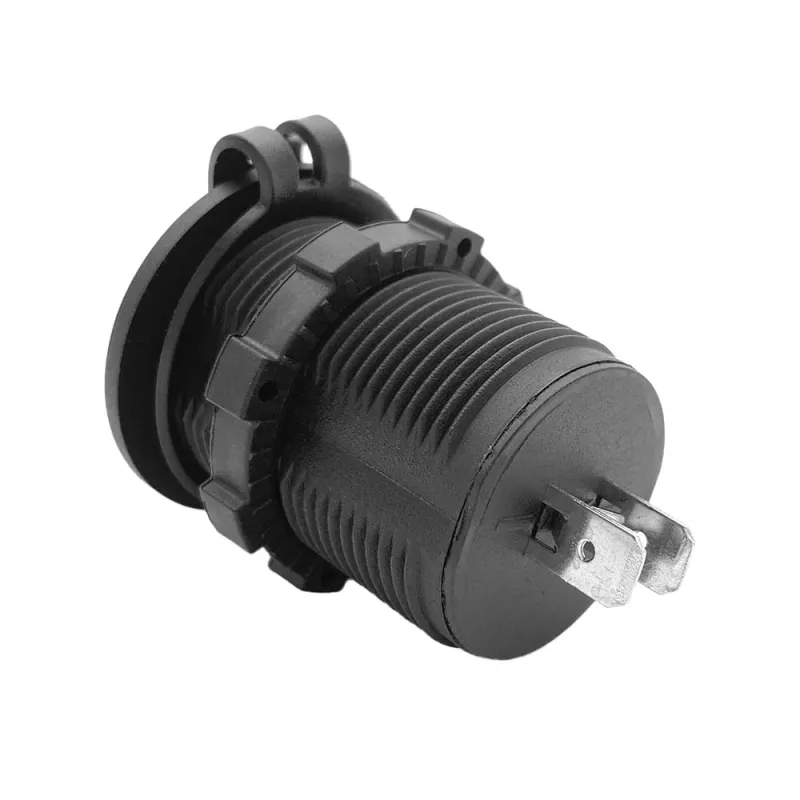 Montagebeispiel der Engel-Steckdose 12V/24V in einer Wand oder Gehäusewand.