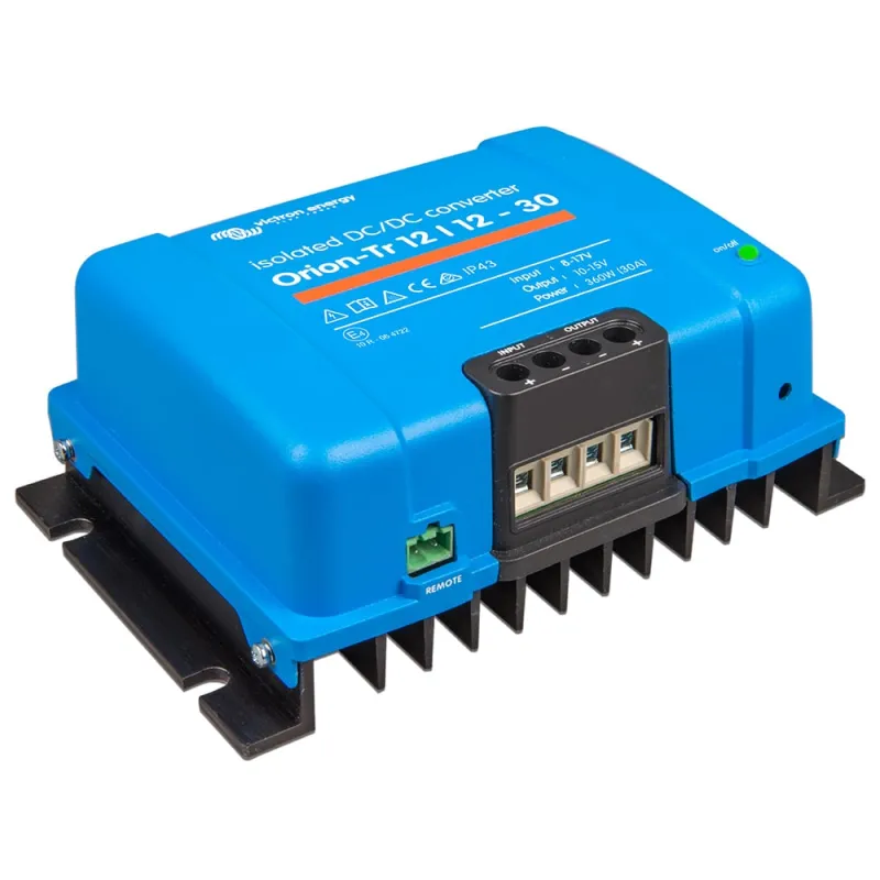 Kompakter Victron Energy DC/DC Wandler mit Schutzart IP43 für robuste Installationen.