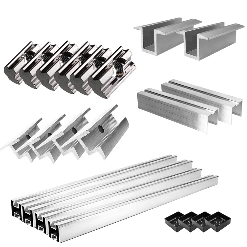 Edelstahl- und Aluminium-Dachhaken für die Montage von zwei Solarmodulen auf Dachziegeln.