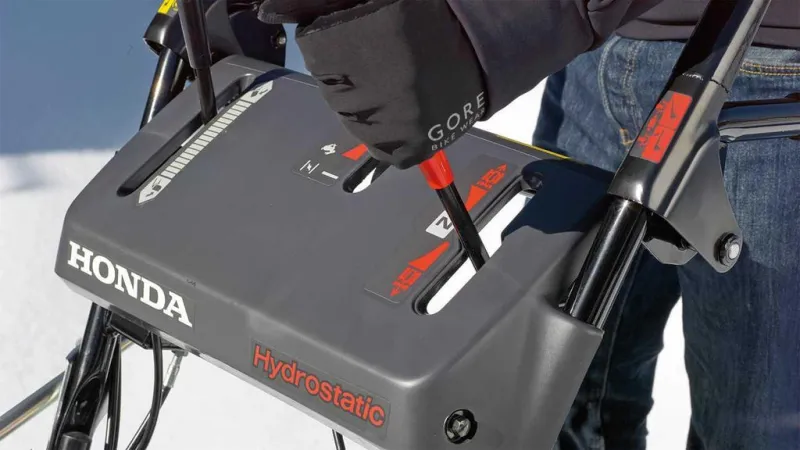 HONDA HSS970A ETD Schneefräse – Bild 3