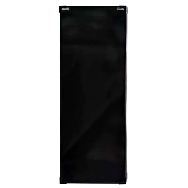 Detailaufnahme der Zellstruktur des Solarmoduls OLP 100W mit Schindeltechnologie.