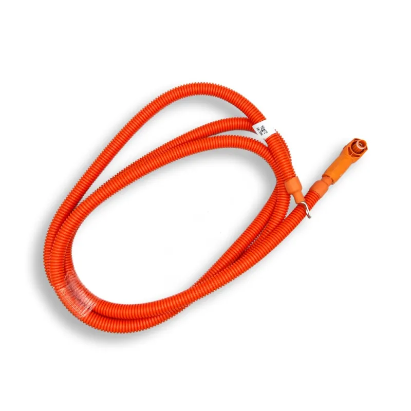 Anschlusskabel aus dem Pylontech Batteriespeicher Kabel-Set G für Innen- und Außenbereich.