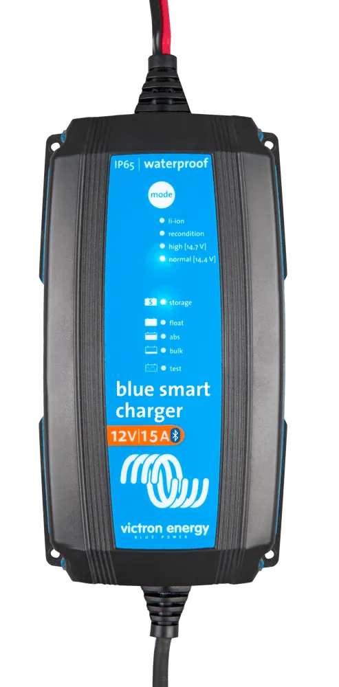 Blue Smart IP65 Ladegerät 12/15 (1) 230V CEE 7/17 Retail