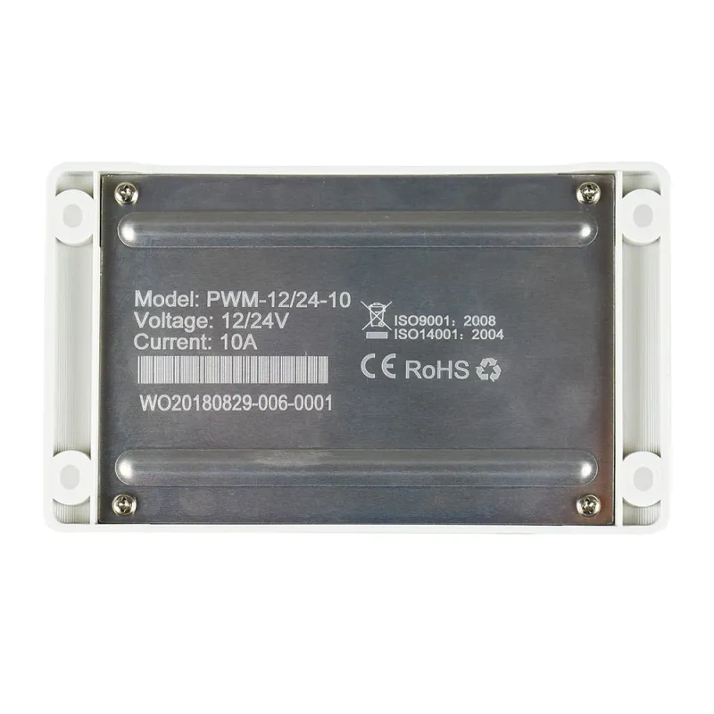 USB-Ausgang und Einstellmöglichkeiten am PWM Pro Laderegler