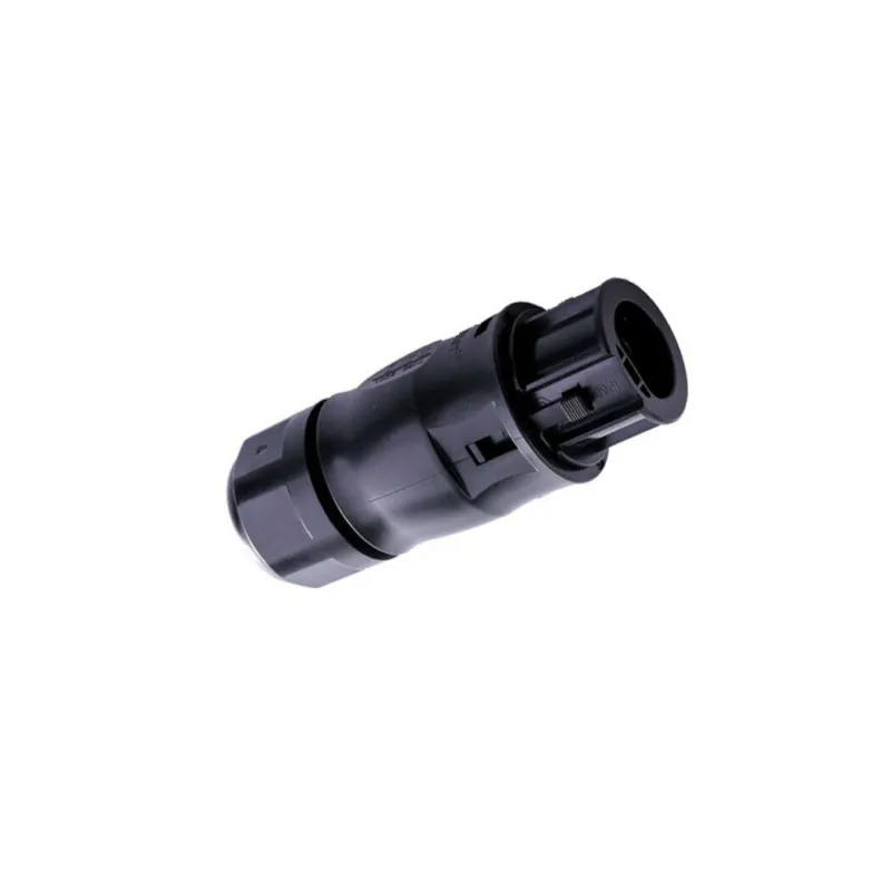 Betteri Female / Buchse Dreiadrig BC01