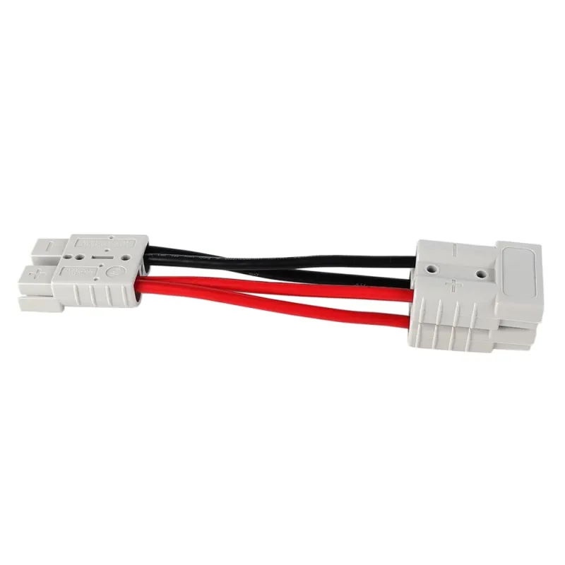 Solarmodul Adapterkabel für Parallelschaltung, Stecker und Kabel im Vergleich.