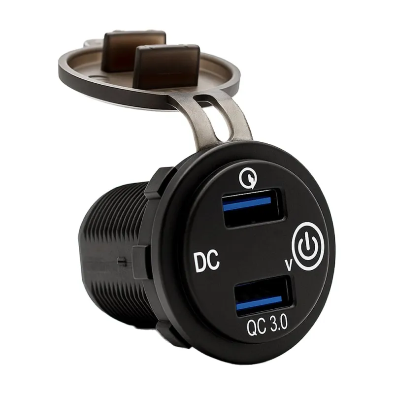 Seitliche Ansicht der USB-Doppelsteckdose 12V/24V mit sichtbarem Kabel und Abdeckung.
