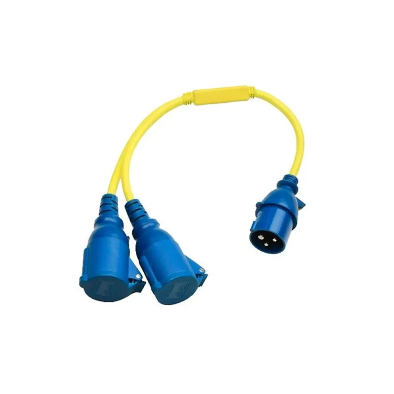 Victron Energy Verteilerkabel mit CEE-Stecker und zwei CEE-Kupplungen für 16A/250V.
