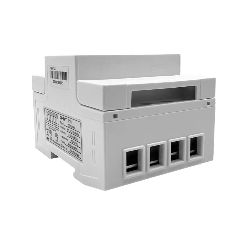 Seitliche Ansicht des Growatt TPM-C Smart Meters mit Anschlüssen für 3-phasige Installation
