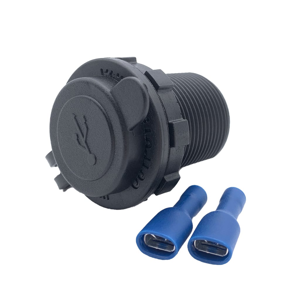 USB Steckdose mit 12V/24V-Anschluss und IP65-Schutz für Fahrzeuge und Outdoor-Einsatz.
