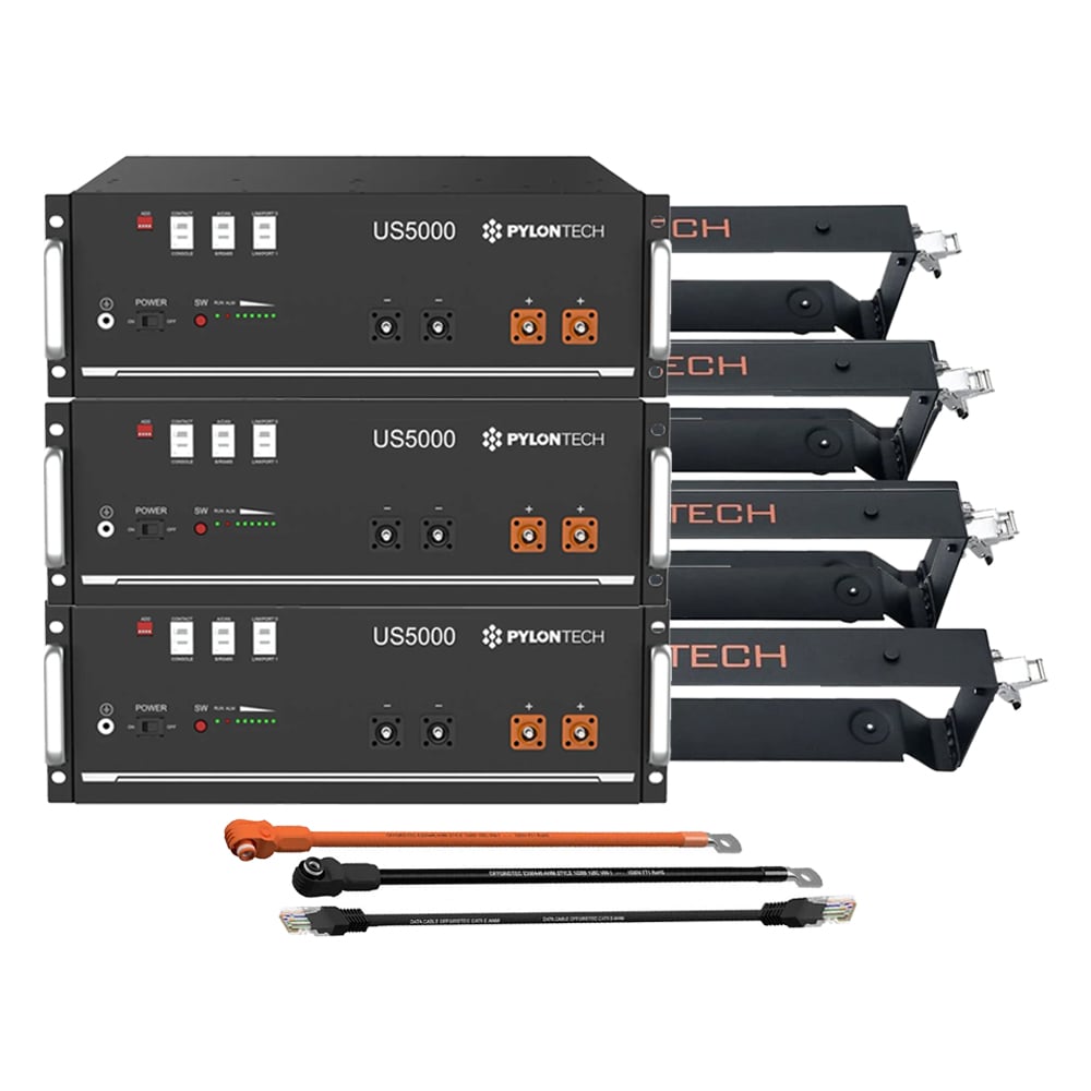 Pylontech Batteriespeicher 016105 mit drei US5000-Modulen und 14,4 kWh Kapazität.