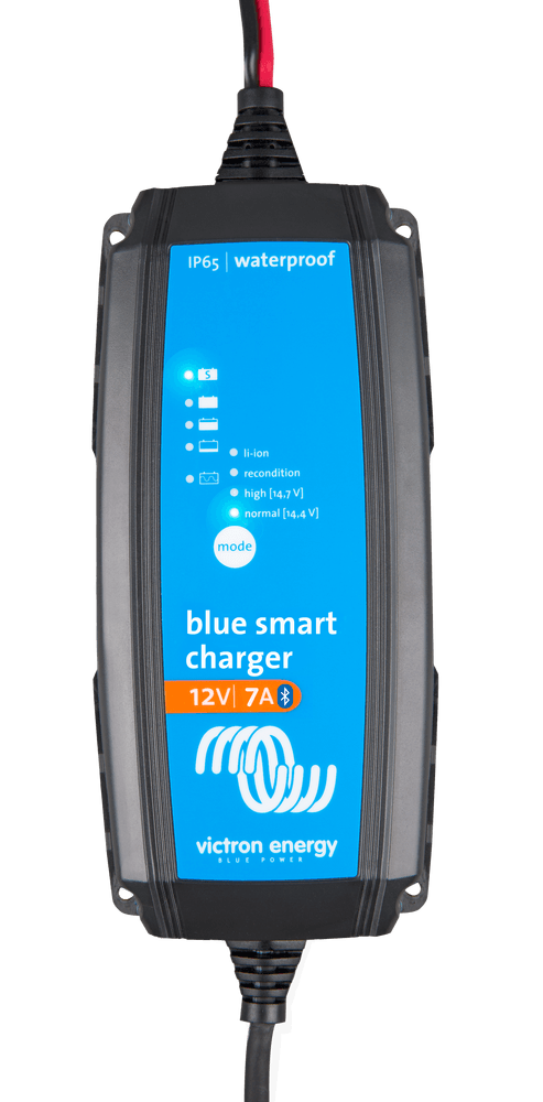 Blue Smart IP65 Ladegerät 24/8 + DC connector